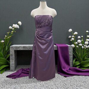 Davids Bridal‎ Plum Strapless Gown 10 Formal Dress Beaded Satin Wedding Guest